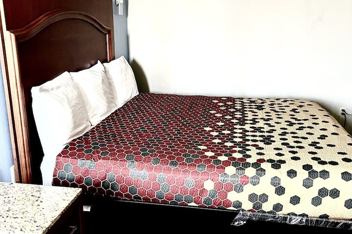 Room 27 of 59
