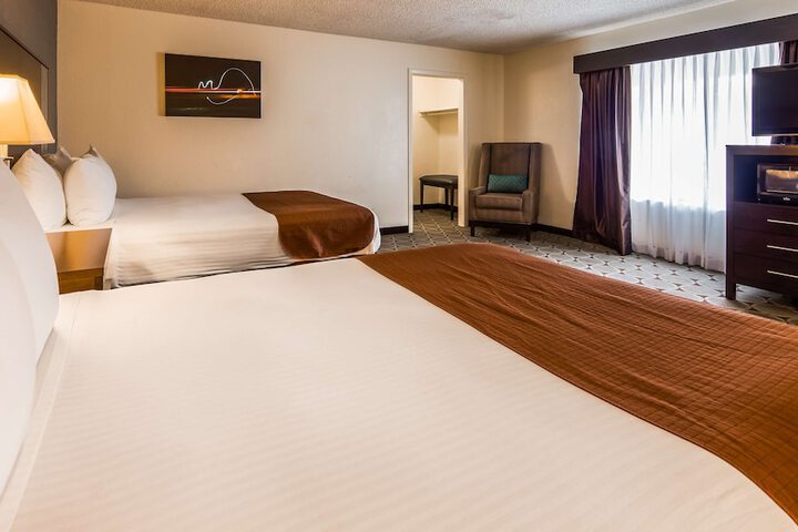 Room 26 of 33