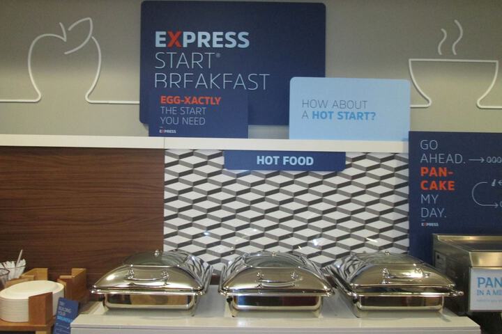 Breakfast/Coffee Service 74 of 81