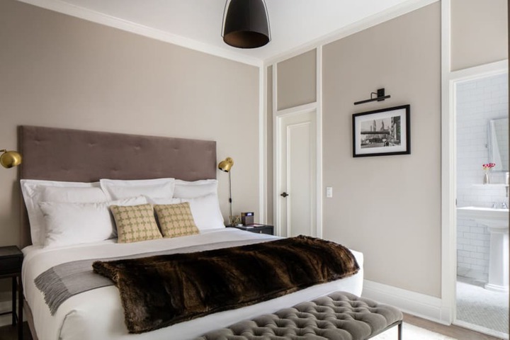 Room 18 of 54