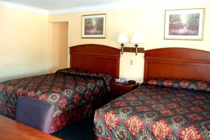 Room 37 of 59