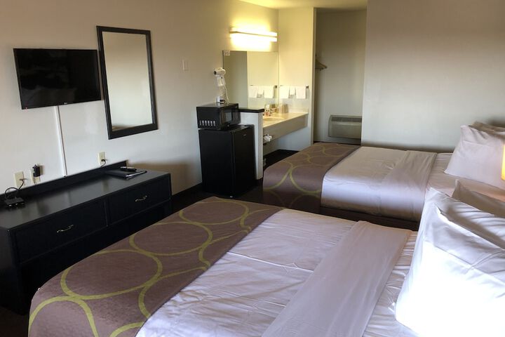 Room 15 of 24