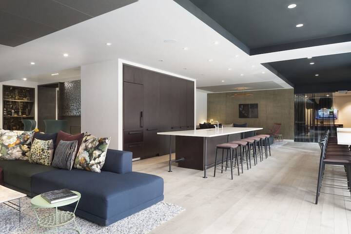 Hyatus Luxury Residences Somerville