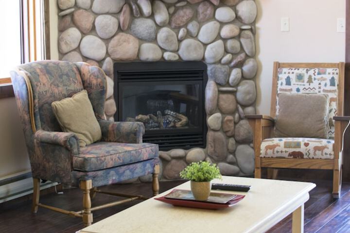 Aspen Village Inn