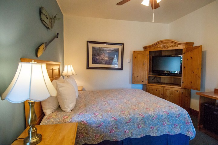 Room 43 of 125