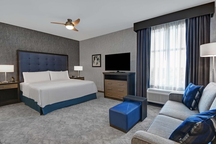 Homewood Suites by Hilton Edison Woodbridge