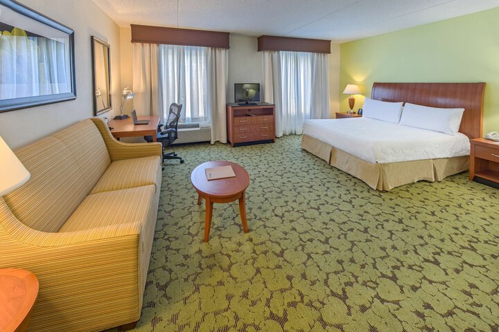 Room 16 of 33