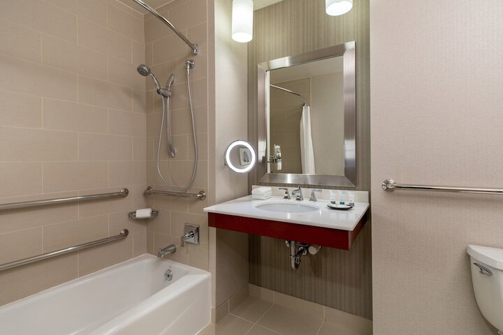 The Westin Chicago Lombard