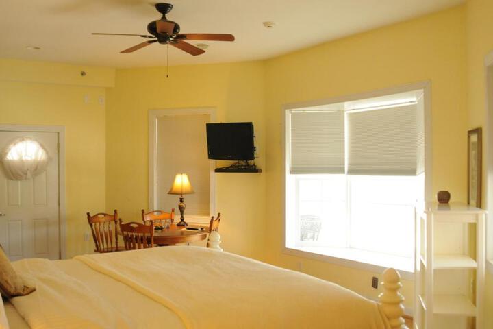 Acorn Hill Lodge and Spa