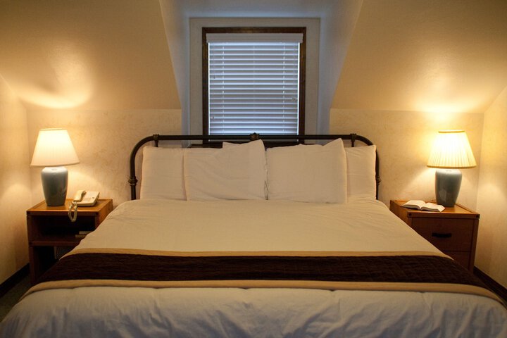 Room 22 of 96