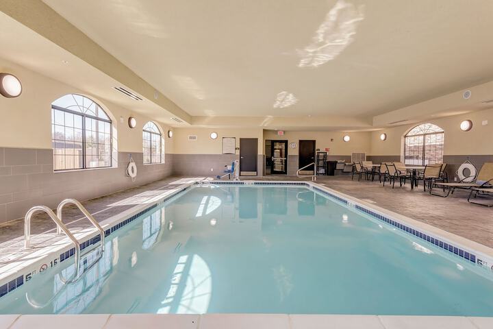 Staybridge Suites St. Louis - Westport by IHG