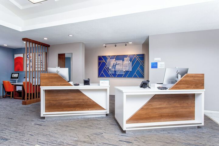 Holiday Inn Express & Suites Ormond Beach - North Daytona by IHG