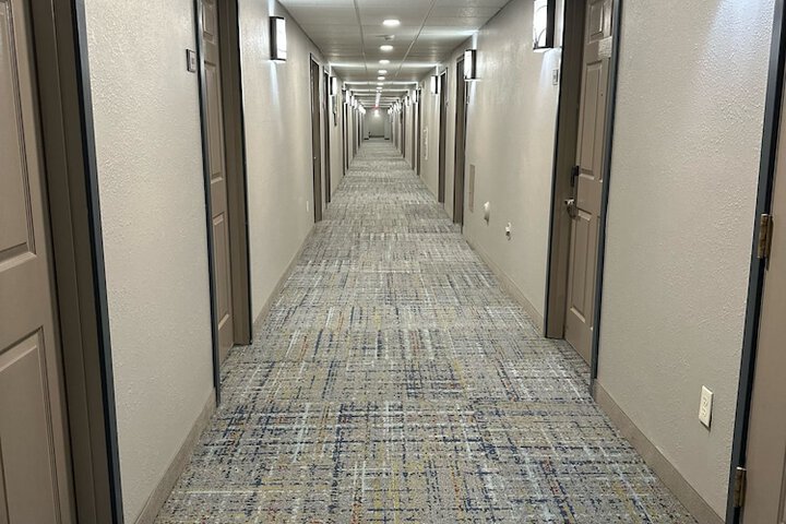 Ballroom/Hall 38 of 44