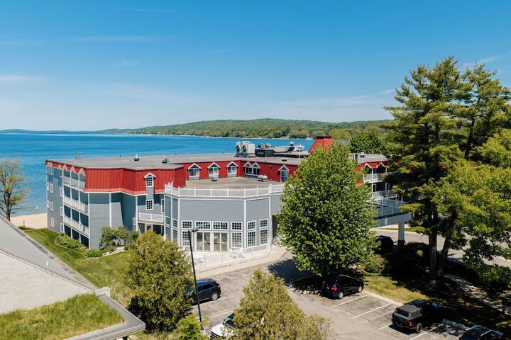 Bayshore Resort