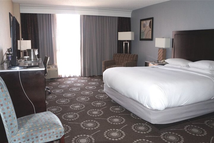 Room 14 of 36