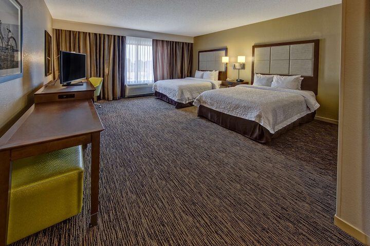 Room 14 of 36
