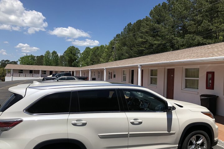Budget Inn