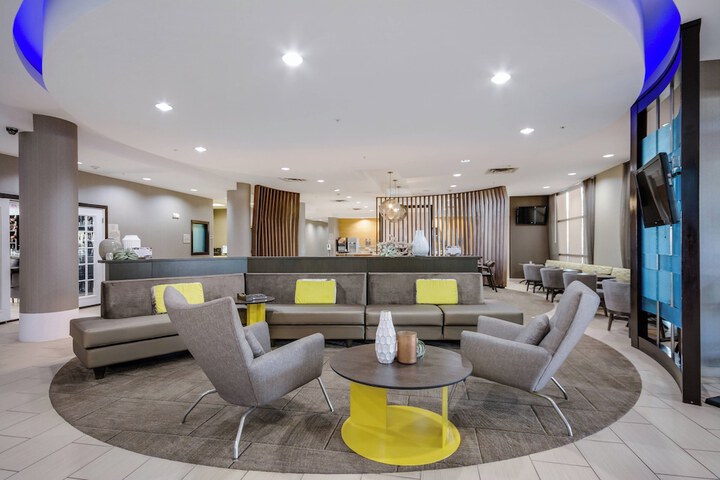 Hotel Interior 13 of 44
