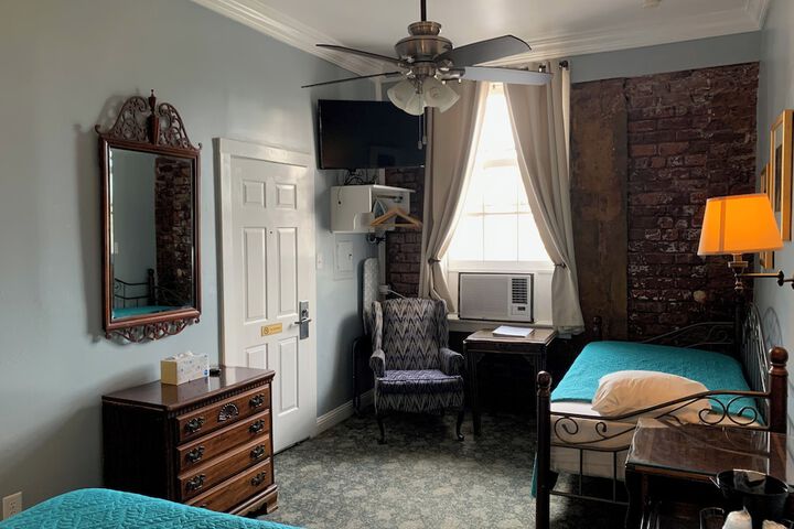 Room 58 of 100