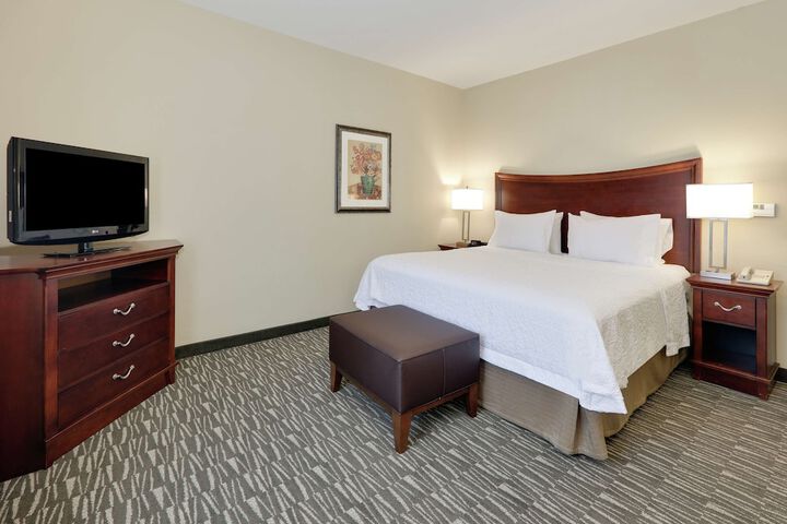 Room 27 of 49