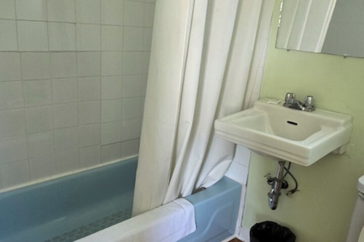 Glenhaven Motel