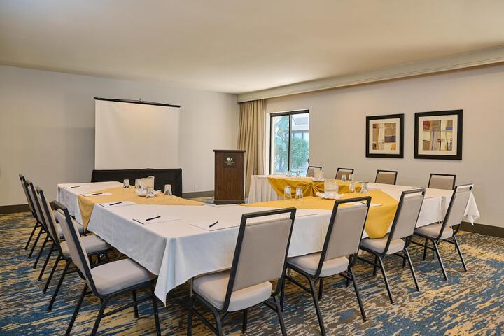 DoubleTree by Hilton Buena Park