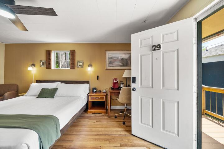 Room 59 of 181
