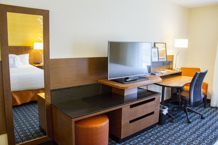 Wavecrest Lodge