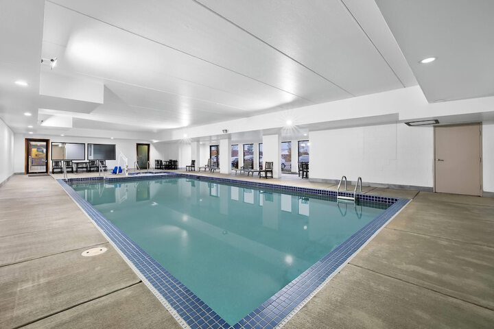 AmericInn by Wyndham Columbus Wisconsin
