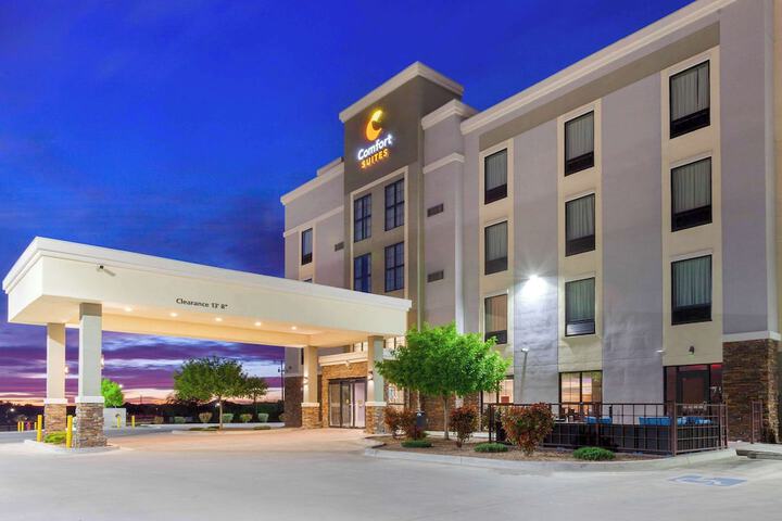 Hotel 2 of 68