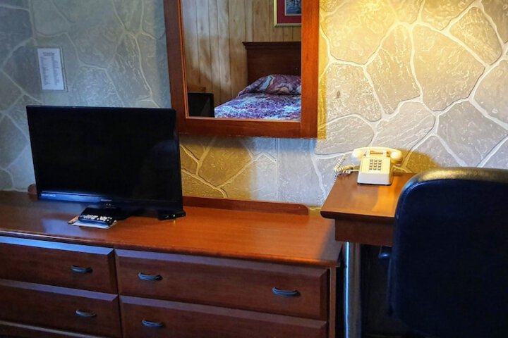 Room 90 of 107