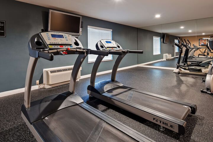 Best Western Plus Heritage Inn