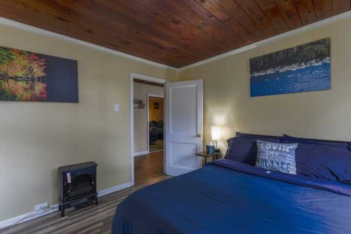 Room 60 of 99