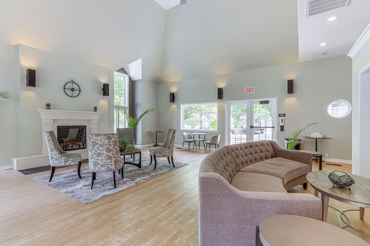 Norwich Vacation Rental w / Golf Course Views!