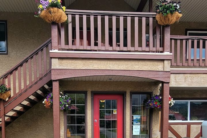 Aspen Village Inn