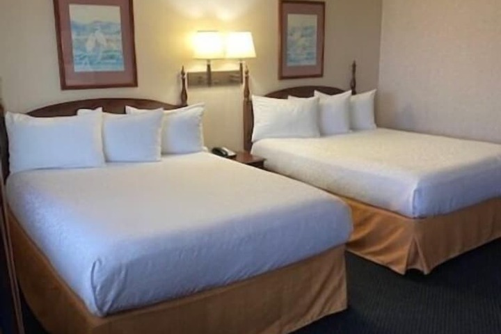 Room 21 of 27