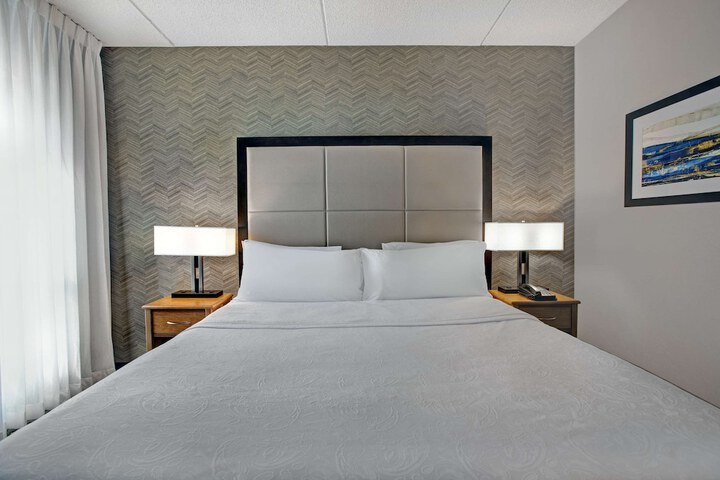 Room 27 of 54