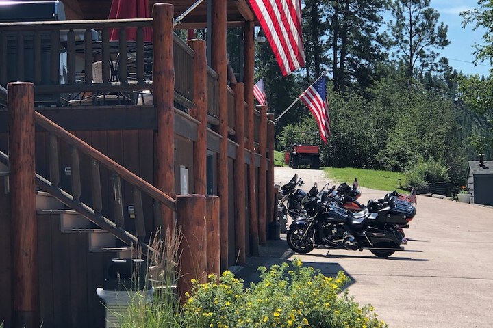 Mountain View Lodge & Cabins