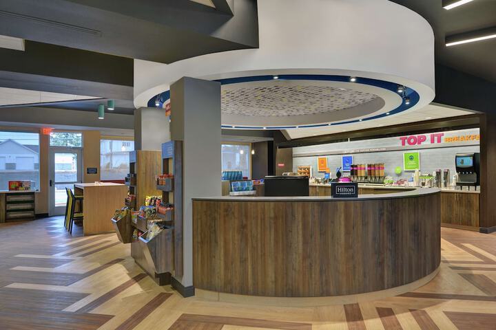 Tru by Hilton Springfield Downtown