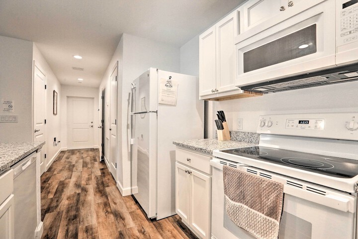 Labelle Apartment 45 Mi to Fort Myers Beach