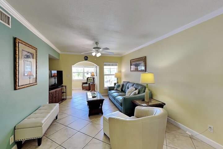 Barefoot Beach Resort B-201 by Distinctive Beach Rentals