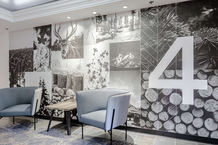 Hotel Interior 10 of 62