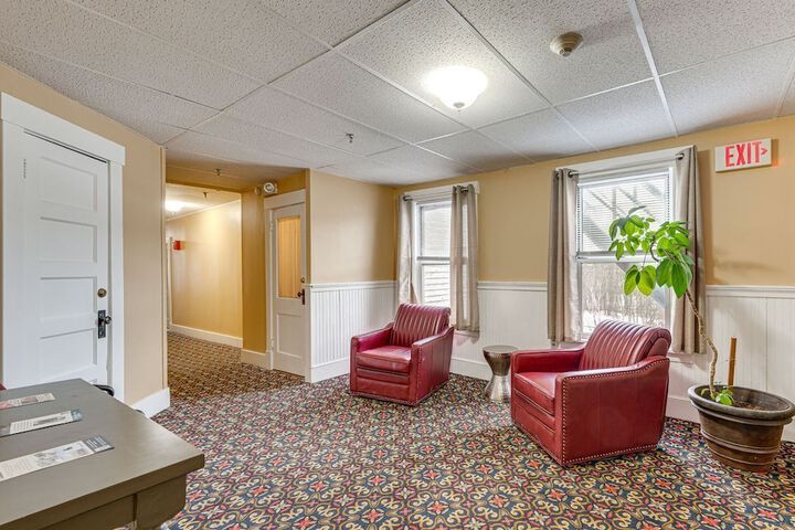 Thayers Inn