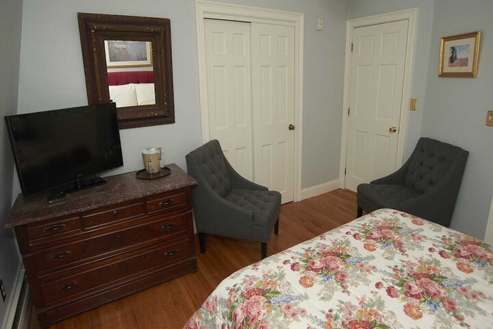 Room 181 of 183