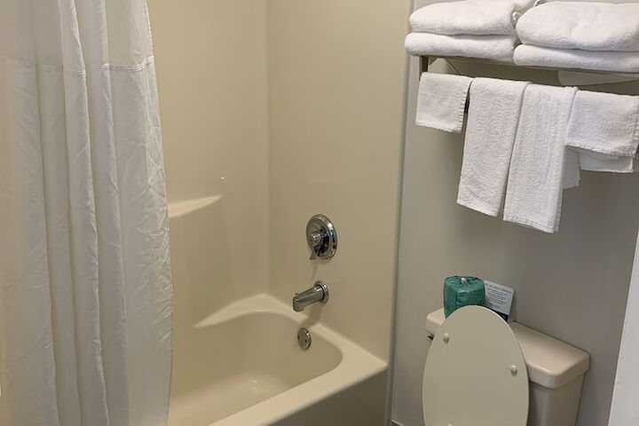 Room 51 of 58