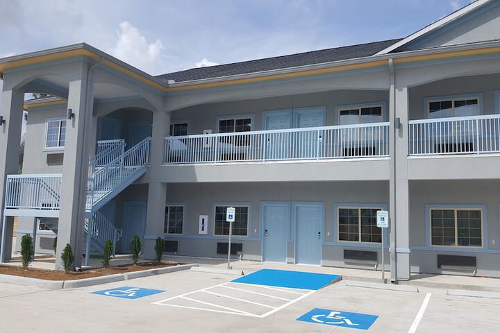 Hotel 2 of 40