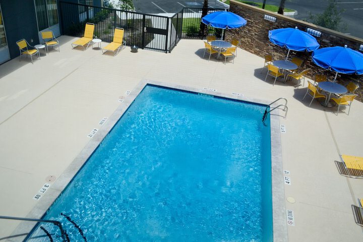 Pool 4 of 43