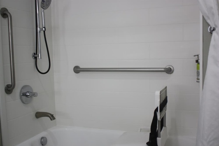Holiday Inn Express Hotel & Suites Shamrock North by IHG