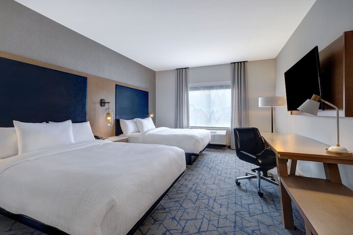 Room 14 of 40