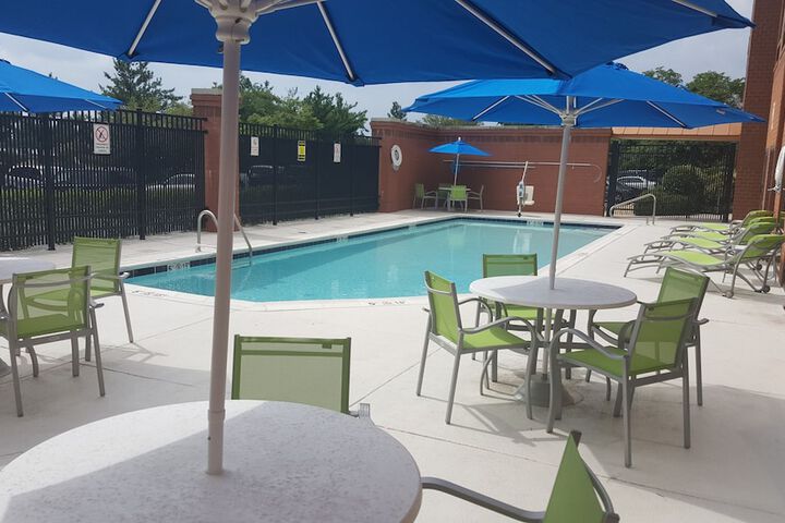Pool 11 of 50
